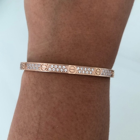 Rose Gold Pavé Screw Bracelet Small model - Picture 3 of 9